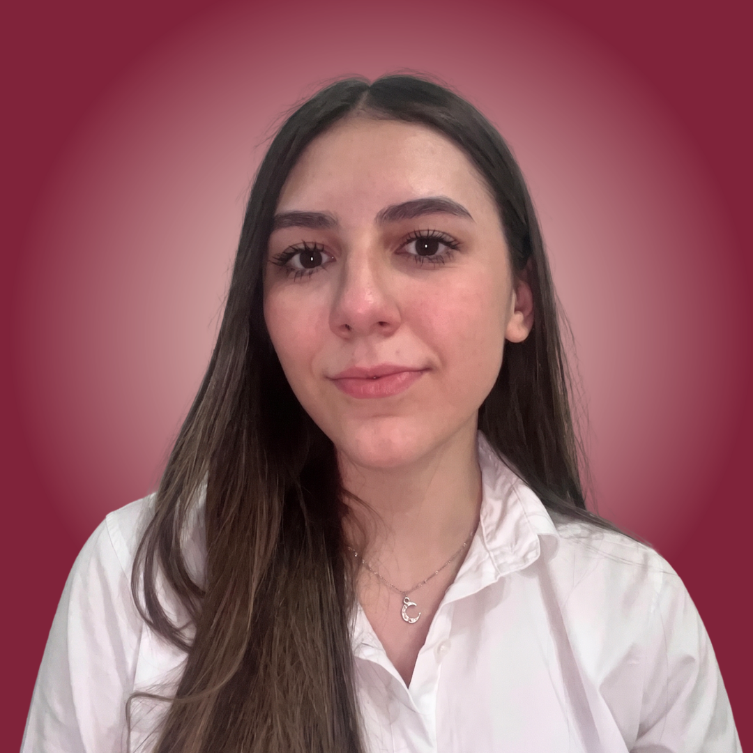 Catalina Montani - Brand And Visual Design Strategist Catalina Montani - Brand And Visual Design Strategist